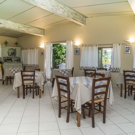 Etrusco 2* Rio Marina