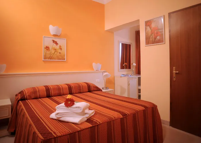 Etrusco Отель 2*